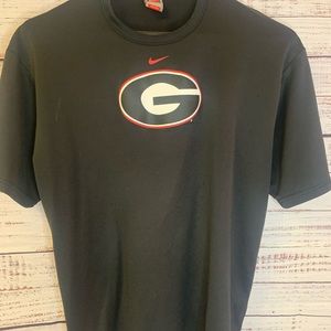 Men’s UGA Nike Black Tee with Georgia Logo